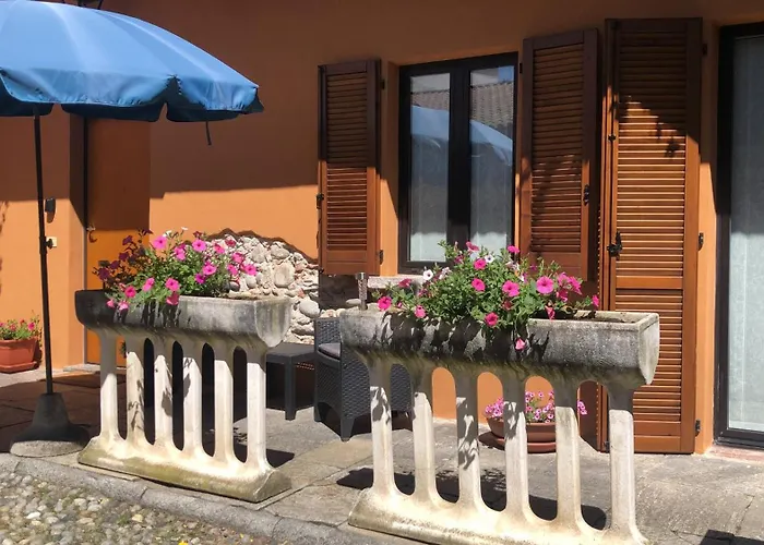 La Corte 1813 Mxp Maggiore Leonardo 카스텔레토소프라티시노